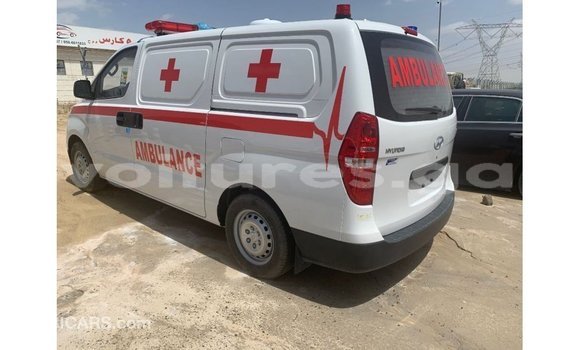 Acheter Import Utilitaire Hyundai Chorus Blanc à Import - Dubai, Estuaire Acheter Import Utilitaire Hyundai Chorus Blanc à Import - Dubai, Estuaire