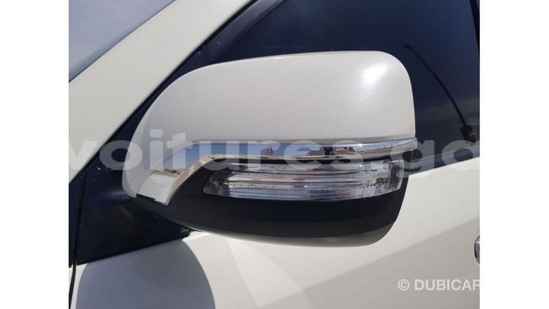 Big with watermark toyota land cruiser estuaire import dubai 6220