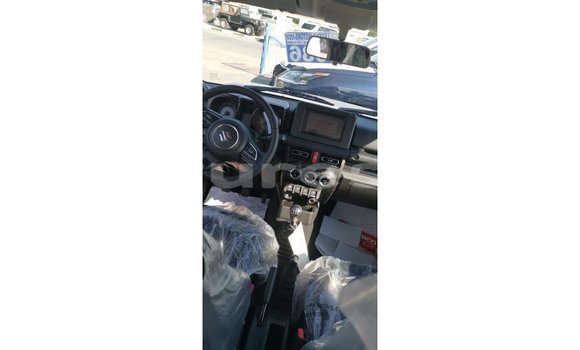 Acheter Import Voiture Suzuki Jimny Vert à Import - Dubai, Estuaire Acheter Import Voiture Suzuki Jimny Vert à Import - Dubai, Estuaire