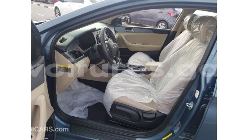 Big with watermark hyundai sonata estuaire import dubai 6225