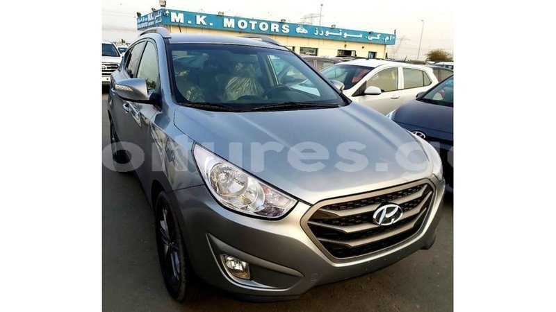 Big with watermark hyundai tucson estuaire import dubai 6226