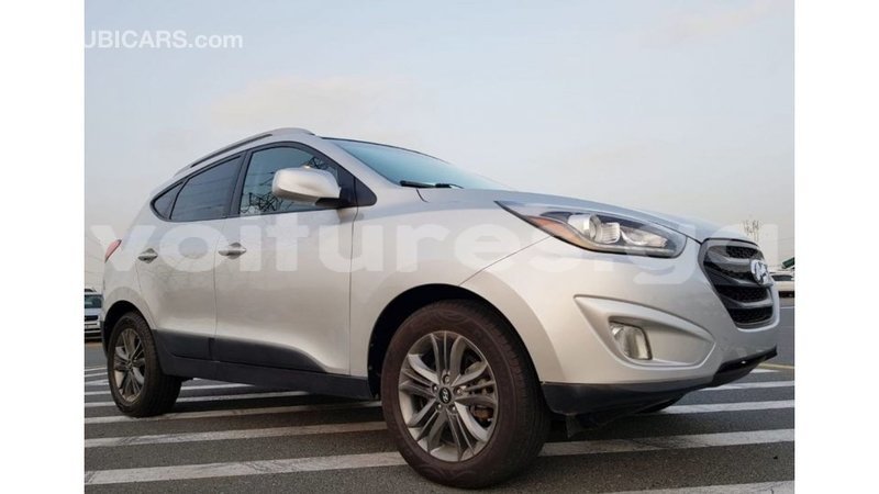 Big with watermark hyundai tucson estuaire import dubai 6228