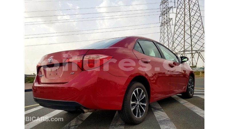 Big with watermark toyota corolla estuaire import dubai 6230