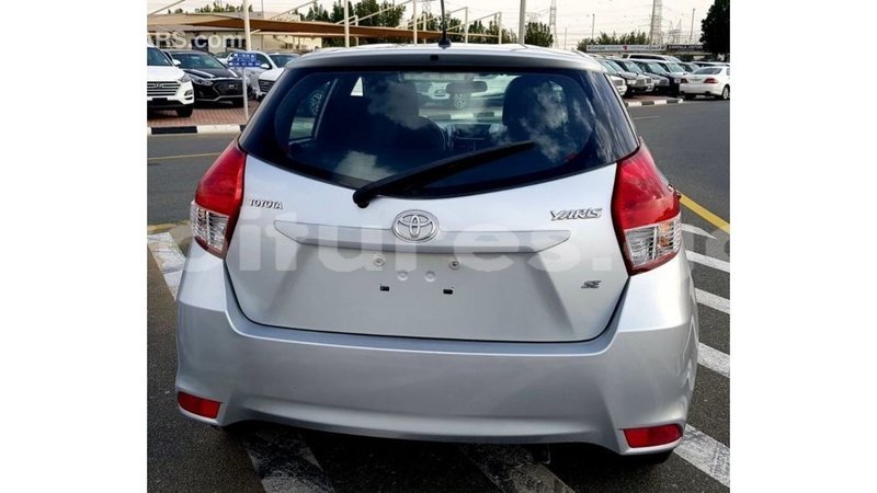 Big with watermark toyota yaris estuaire import dubai 6231