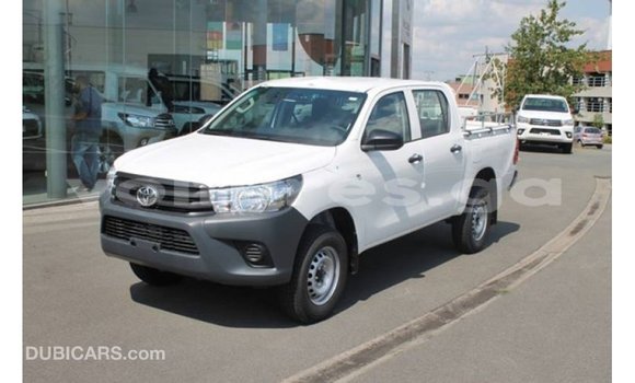 Sayi Imported Toyota Hilux White Mota in Import - Dubai a estuary Sayi Imported Toyota Hilux White Mota in Import - Dubai a estuary