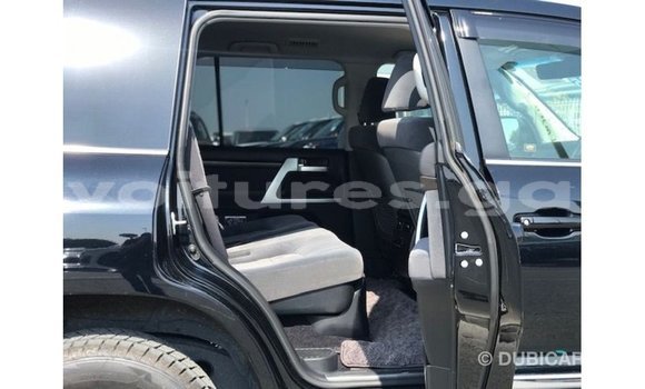 Sayi Imported Toyota Land Cruiser Black Mota in Import - Dubai a estuary Sayi Imported Toyota Land Cruiser Black Mota in Import - Dubai a estuary