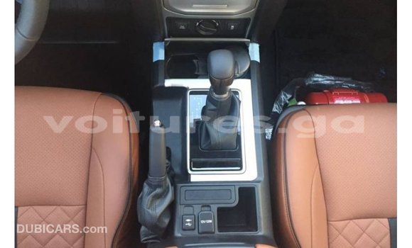 Acheter Import Voiture Toyota Prado Noir à Import - Dubai, Estuaire Acheter Import Voiture Toyota Prado Noir à Import - Dubai, Estuaire