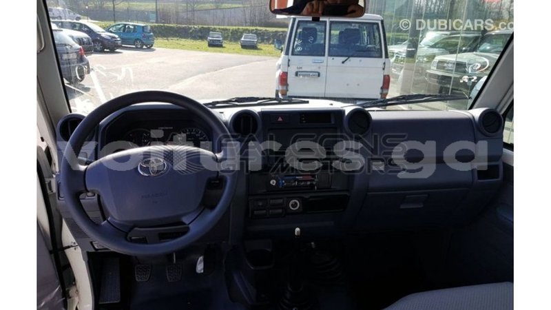 Big with watermark toyota land cruiser estuaire import dubai 6241