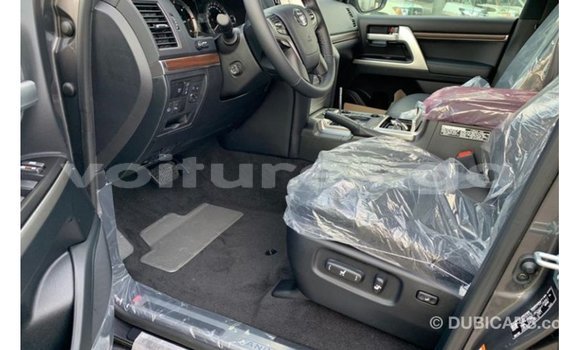 Sayi Imported Toyota Land Cruiser Sauran Mota in Import - Dubai a estuary Sayi Imported Toyota Land Cruiser Sauran Mota in Import - Dubai a estuary