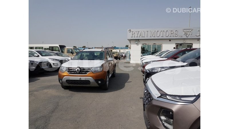 Big with watermark renault 19 estuaire import dubai 6252