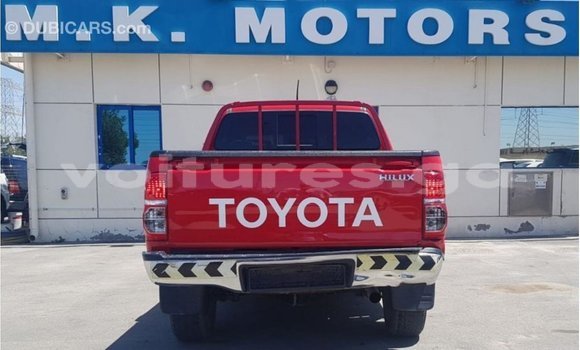 Acheter Import Voiture Toyota Hilux Rouge à Import - Dubai, Estuaire Acheter Import Voiture Toyota Hilux Rouge à Import - Dubai, Estuaire