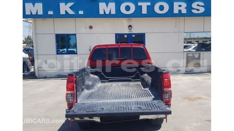 Big with watermark toyota hilux estuaire import dubai 6260