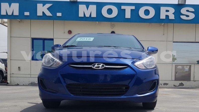 Big with watermark hyundai accent estuaire import dubai 6262