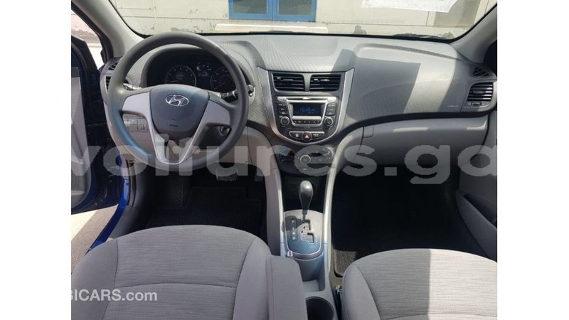 Big with watermark hyundai accent estuaire import dubai 6262