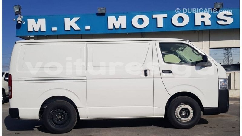 Big with watermark toyota hiace estuaire import dubai 6264