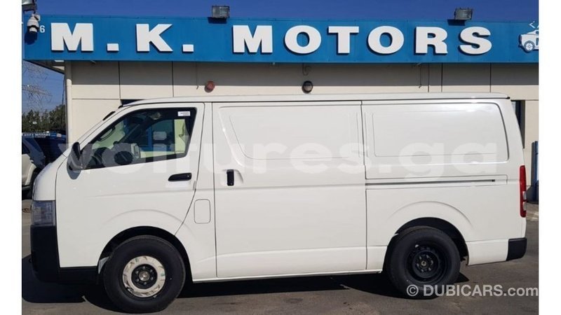 Big with watermark toyota hiace estuaire import dubai 6264