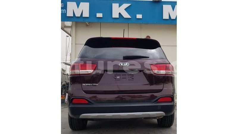 Big with watermark kia sorento estuaire import dubai 6266