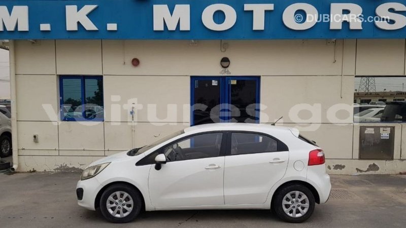 Big with watermark kia rio estuaire import dubai 6267