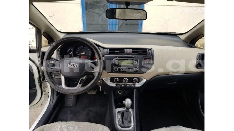 Big with watermark kia rio estuaire import dubai 6267