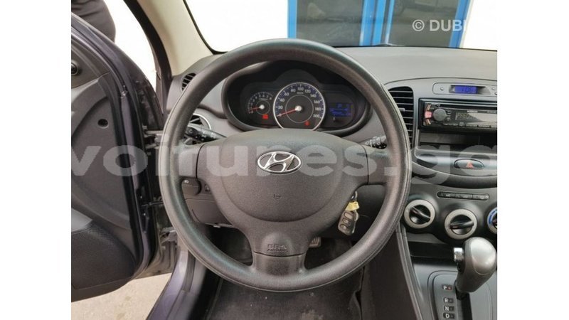 Big with watermark hyundai i10 estuaire import dubai 6268