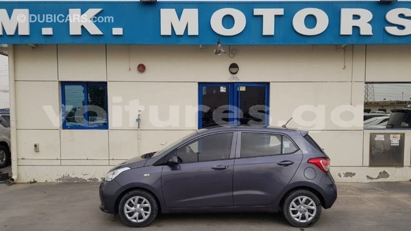 Big with watermark hyundai i10 estuaire import dubai 6269