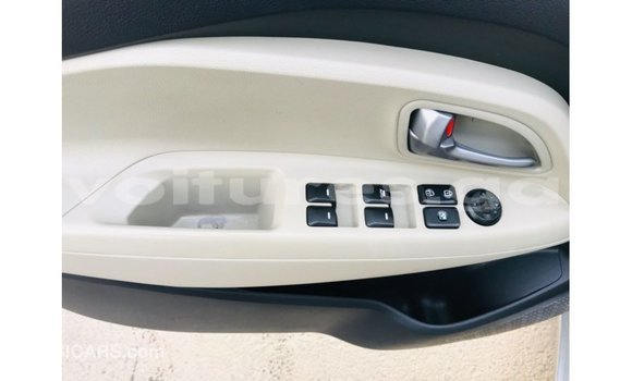 Acheter Import Voiture Kia Rio Autre à Import - Dubai, Estuaire Acheter Import Voiture Kia Rio Autre à Import - Dubai, Estuaire