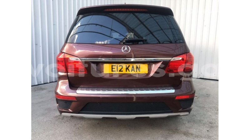 Big with watermark mercedes benz gle estuaire import dubai 6274