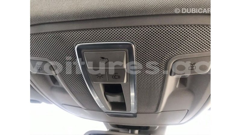 Big with watermark mercedes benz gle estuaire import dubai 6274