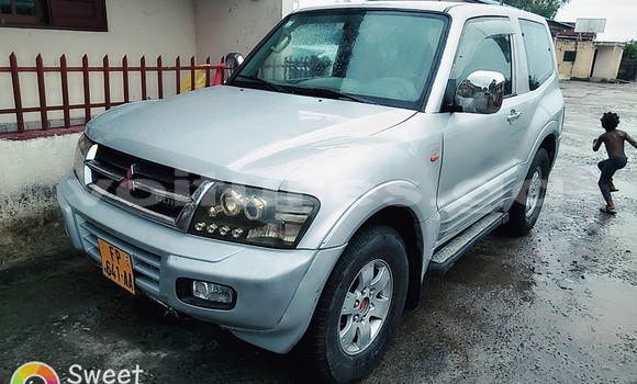 Acheter Occasion Voiture Mitsubishi Montero Sport Gris à Libreville, Estuaire Acheter Occasion Voiture Mitsubishi Montero Sport Gris à Libreville, Estuaire
