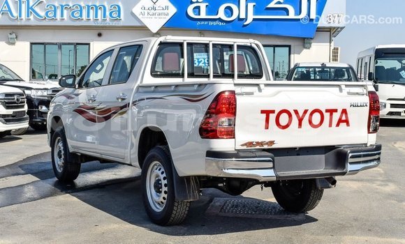 Acheter Import Voiture Toyota Hilux Blanc à Import - Dubai, Estuaire Acheter Import Voiture Toyota Hilux Blanc à Import - Dubai, Estuaire