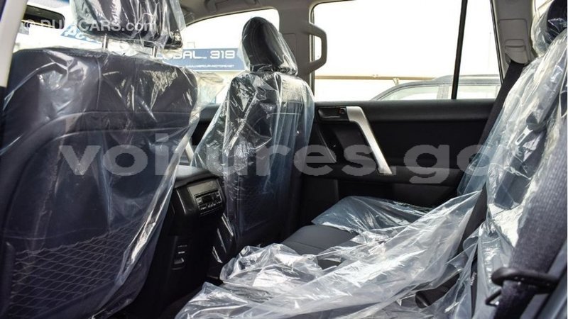 Big with watermark toyota prado estuaire import dubai 6280