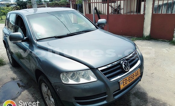Acheter Occasion Voiture Volkswagen Touareg Gris à Libreville, Estuaire Acheter Occasion Voiture Volkswagen Touareg Gris à Libreville, Estuaire