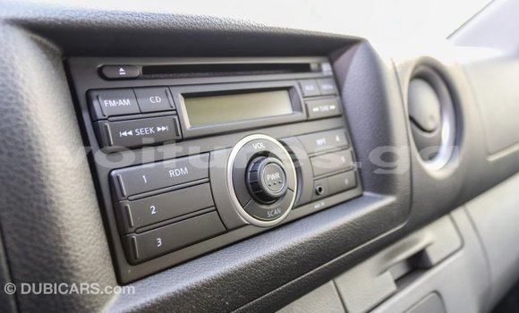 Acheter Import Voiture Nissan Urvan Blanc à Import - Dubai, Estuaire Acheter Import Voiture Nissan Urvan Blanc à Import - Dubai, Estuaire