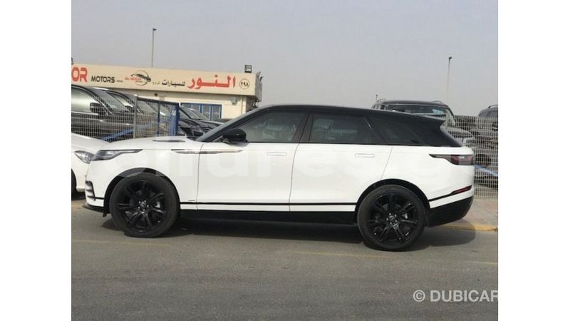 Big with watermark land rover range rover estuary import dubai 6287