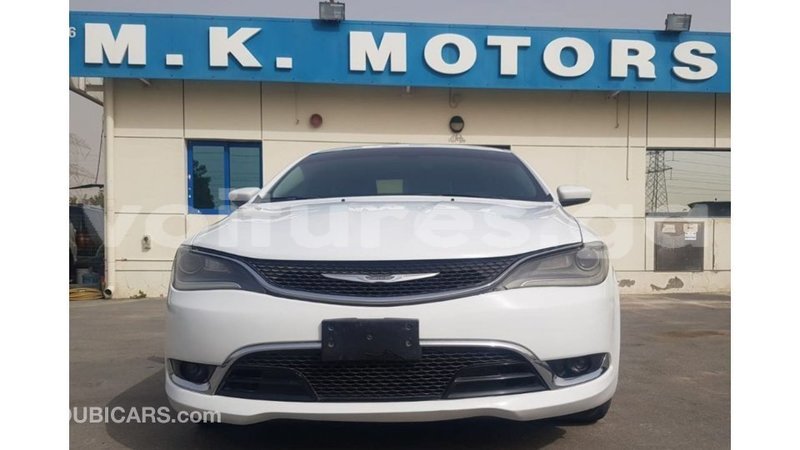 Big with watermark chrysler 200 estuaire import dubai 6288