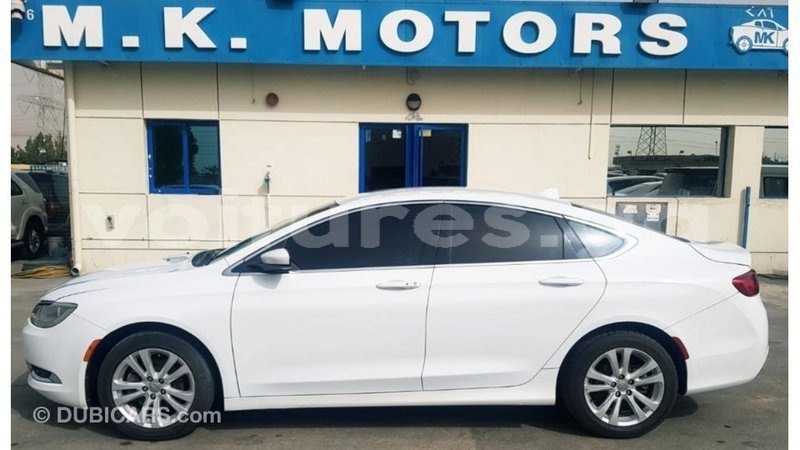 Big with watermark chrysler 200 estuaire import dubai 6288