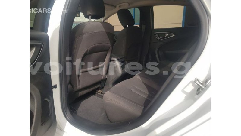 Big with watermark chrysler 200 estuary import dubai 6288