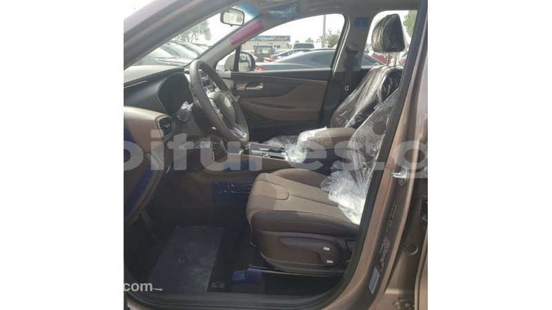 Big with watermark hyundai santa fe estuaire import dubai 6289