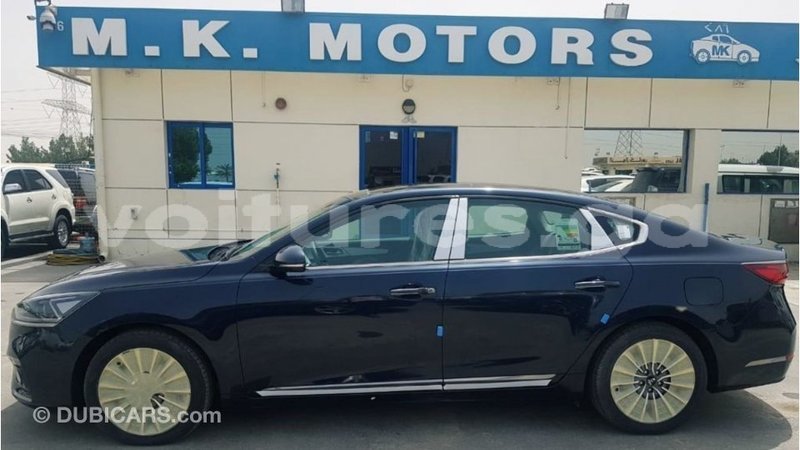 Big with watermark kia cadenza estuaire import dubai 6293