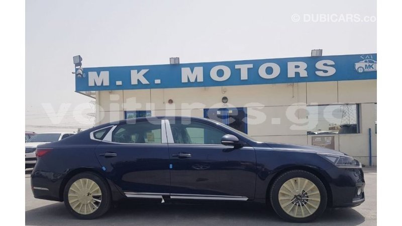 Big with watermark kia cadenza estuaire import dubai 6293