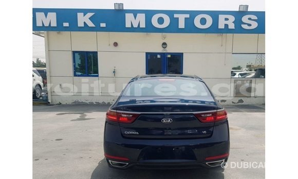 Acheter Import Voiture Kia Cadenza Bleu à Import - Dubai, Estuaire Acheter Import Voiture Kia Cadenza Bleu à Import - Dubai, Estuaire