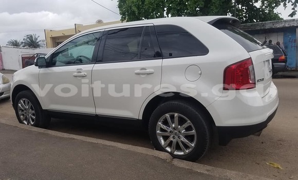 Sayi Na hannu Ford Edge White Mota in Libreville a estuary Sayi Na hannu Ford Edge White Mota in Libreville a estuary