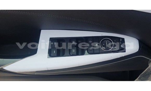 Acheter Import Voiture Kia Cadenza Bleu à Import - Dubai, Estuaire Acheter Import Voiture Kia Cadenza Bleu à Import - Dubai, Estuaire