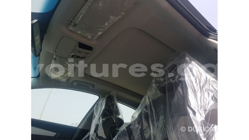 Big with watermark kia cadenza estuaire import dubai 6293