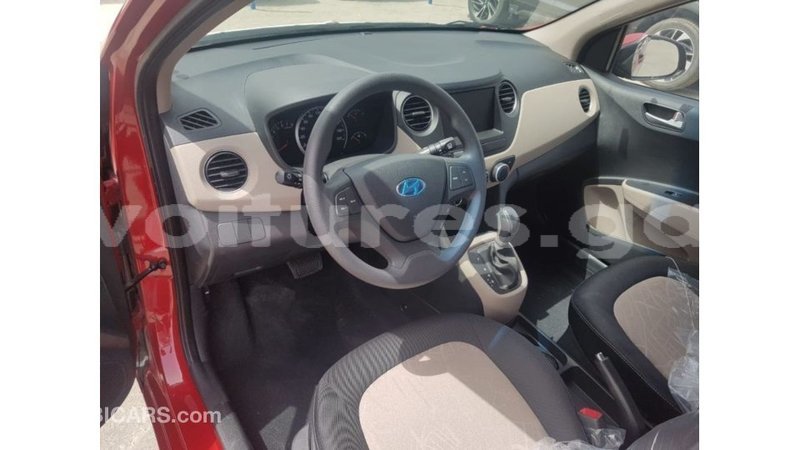 Big with watermark hyundai i10 estuaire import dubai 6295