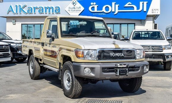 Acheter Import Voiture Toyota Land Cruiser Beige à Import - Dubai, Estuaire Acheter Import Voiture Toyota Land Cruiser Beige à Import - Dubai, Estuaire
