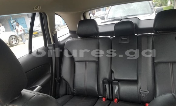 Sayi Na hannu Ford Edge White Mota in Libreville a estuary Sayi Na hannu Ford Edge White Mota in Libreville a estuary