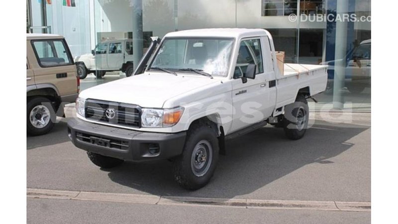 Big with watermark toyota land cruiser estuary import dubai 6311