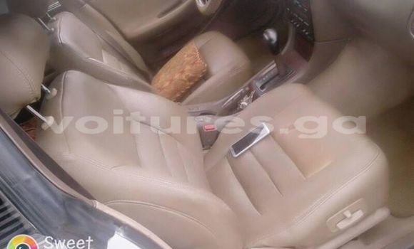 Sayi Na hannu Lexus ES 300 Azurfa Mota in Libreville a estuary Sayi Na hannu Lexus ES 300 Azurfa Mota in Libreville a estuary