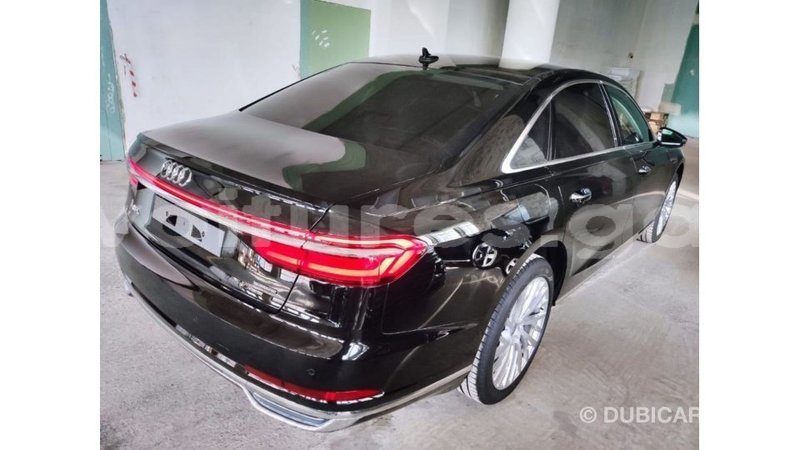 Big with watermark audi a8 estuary import dubai 6325